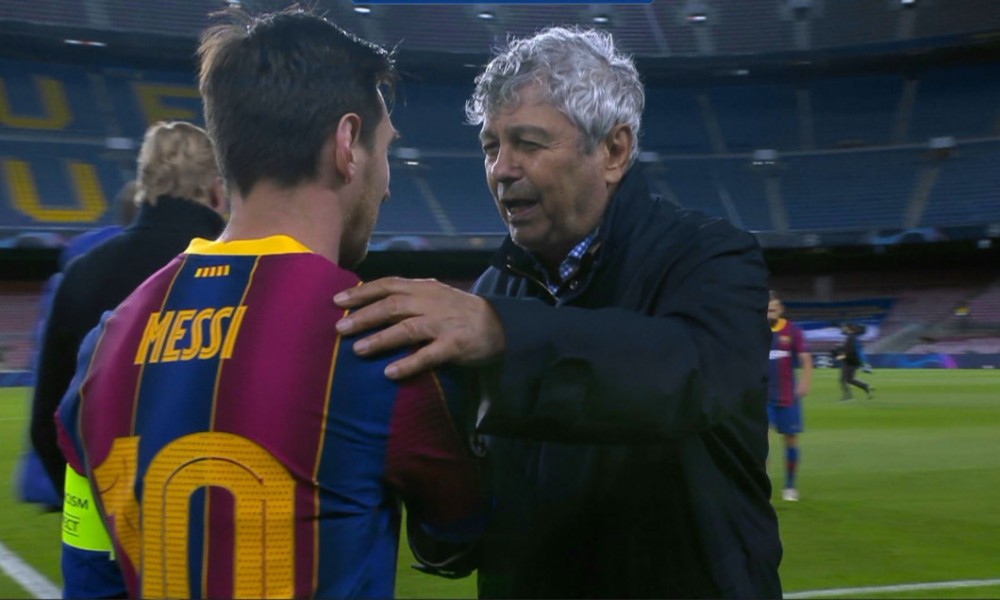 Mircea Lucescu l-a oprit pe Leo Messi chiar înainte de intrarea la vestiare. Momentul surprins pe Camp Nou